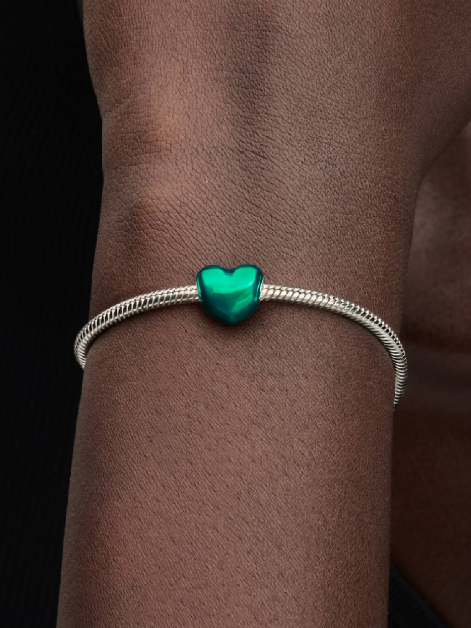 Metallic Groene Hart Bedel