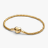 Snake-chain armband met facet geslepen schakels en hartsluiting Snake-chain armband met facet geslepen schakels en hartsluiting