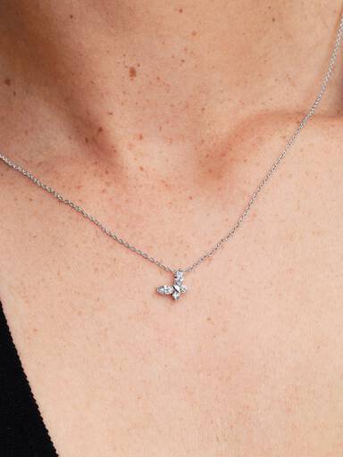 Ketting met vlinderhanger