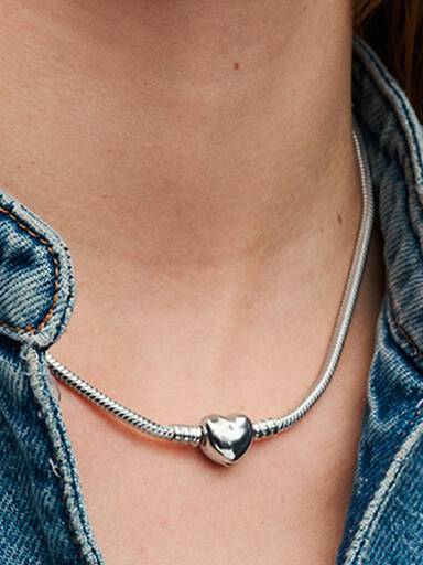 Pandora Moments snake chain-halsketting met hartsluiting