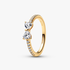 Sprankelende ring met heldere strik Sprankelende ring met heldere strik