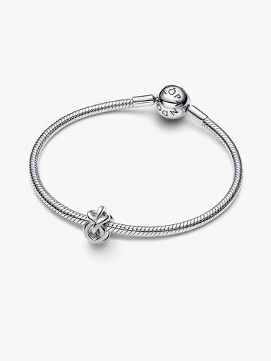 Infinity Knot-bedel