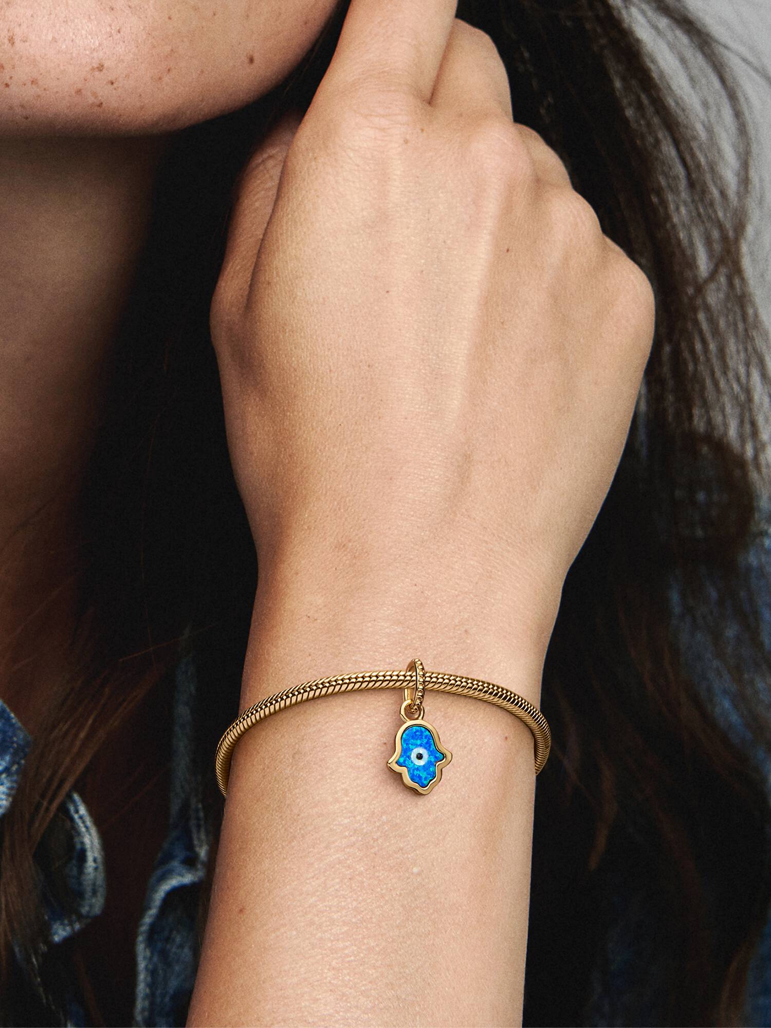 Opalescent Blauwe Hamsa Hand Hangende Bedel
