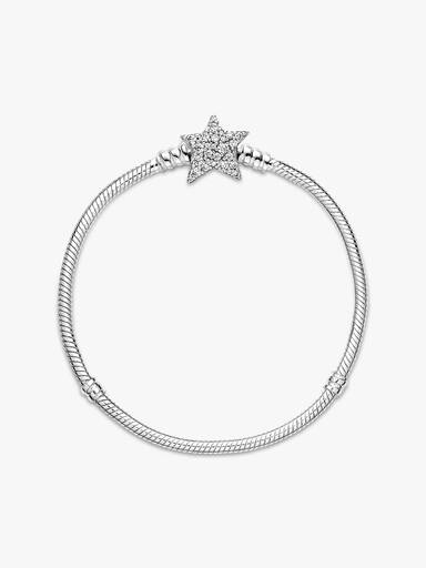 Pandora Moments Snake Chain Armband met Asymmetrische Ster Sluiting