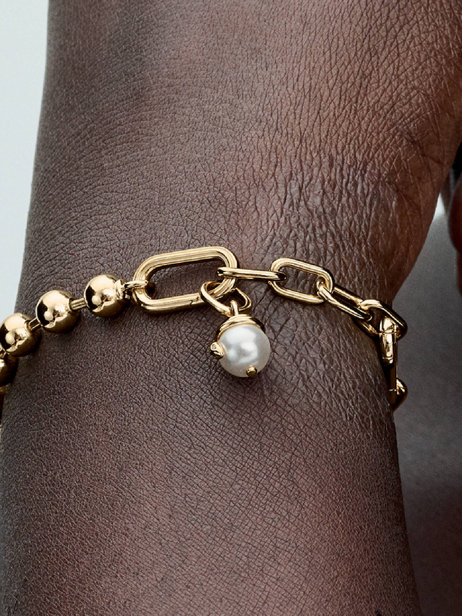 Pandora ME Slang Parelmoer Mini Hangende Bedel