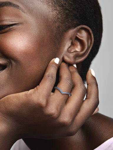 Pandora Timeless Sprankelend Blauwe Wishbone Ring