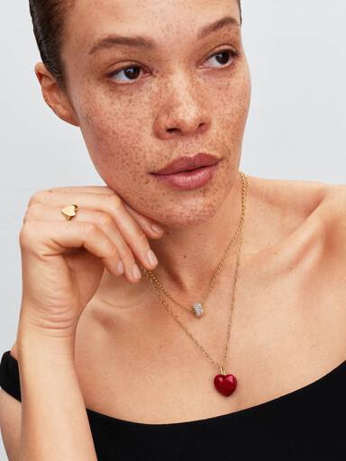 Rood Gezwollen Hart Hangende Bedel