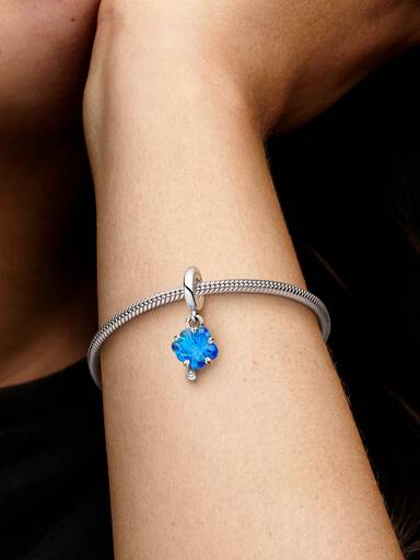 Blauwe muranoglas stamboom hangende bedel