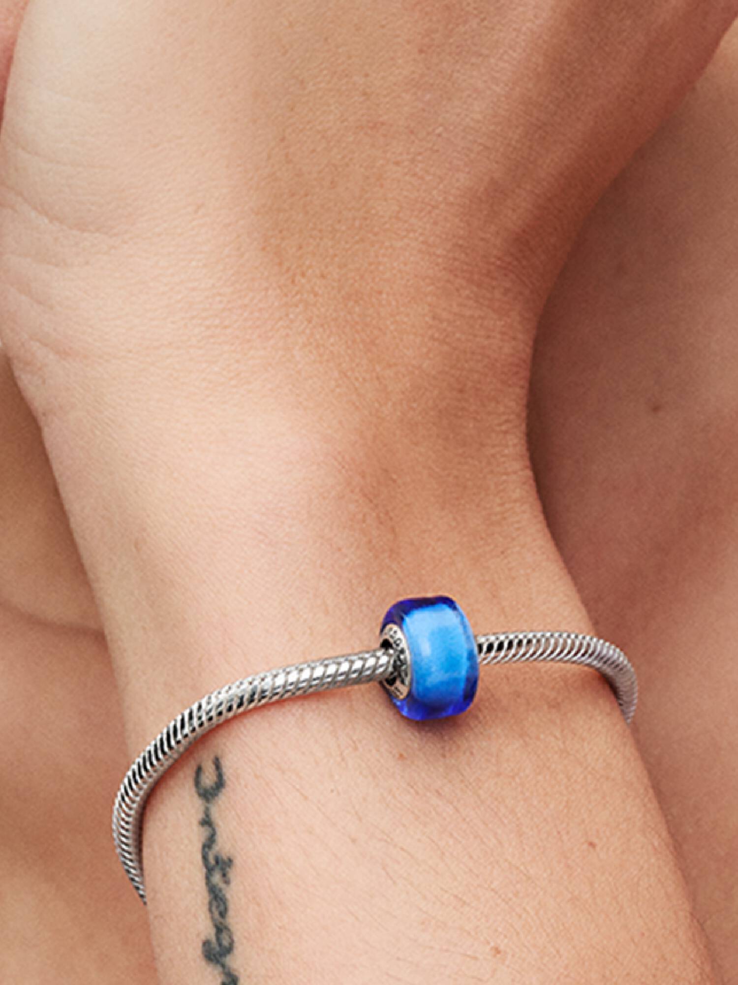 Blauwe minibedel van muranoglas