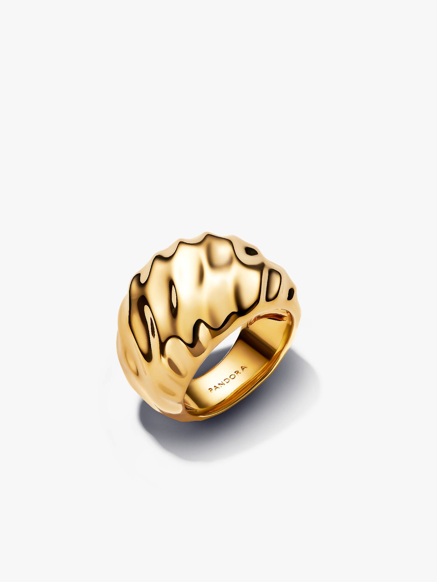 Geribbelde statement ring
