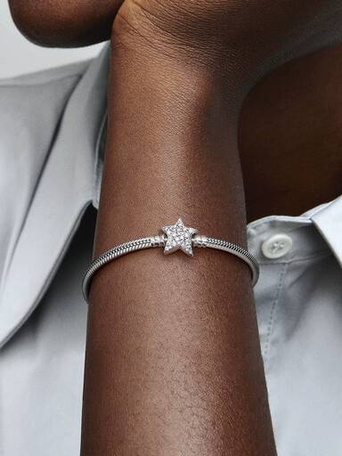 Pandora Moments Snake Chain Armband met Asymmetrische Ster Sluiting