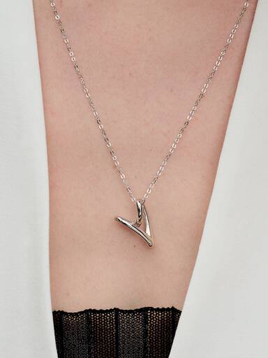 Organisch Gevormde Ketting met Hartvormige Hanger
