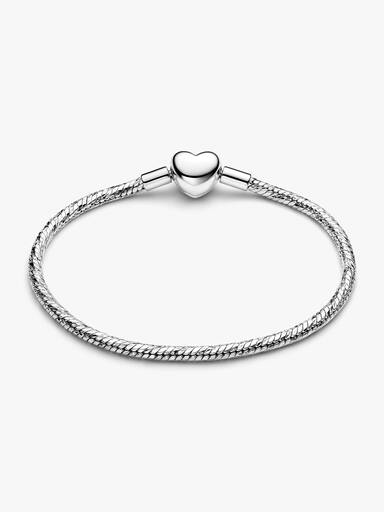Snake-chain armband met facet geslepen schakels en hartsluiting