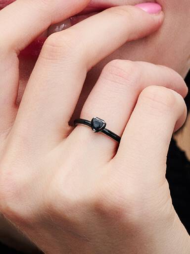 Pandora ME zwarte chakra hartring