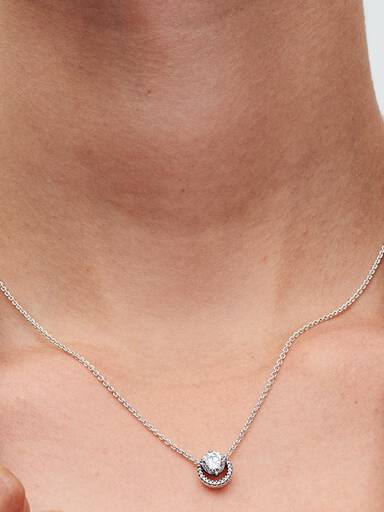 Sprankelende halsketting met ronde halohanger